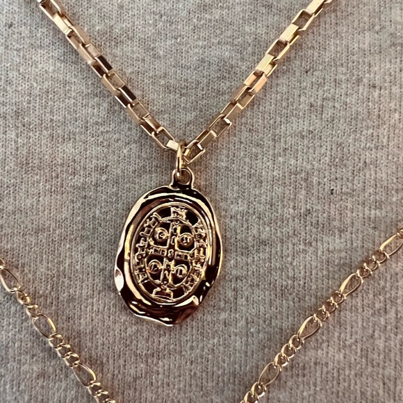 ‼️BOGO SALE‼️ Multiple Layer Gold Chain Penny Pendant Necklace - Picture 5 of 7